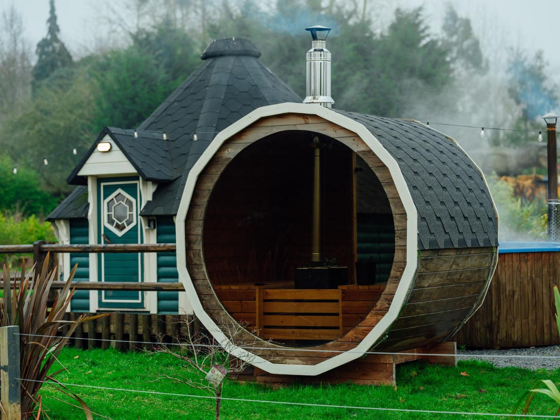 فيلا Sunset Retreats The Shire Ombersley المظهر الخارجي الصورة